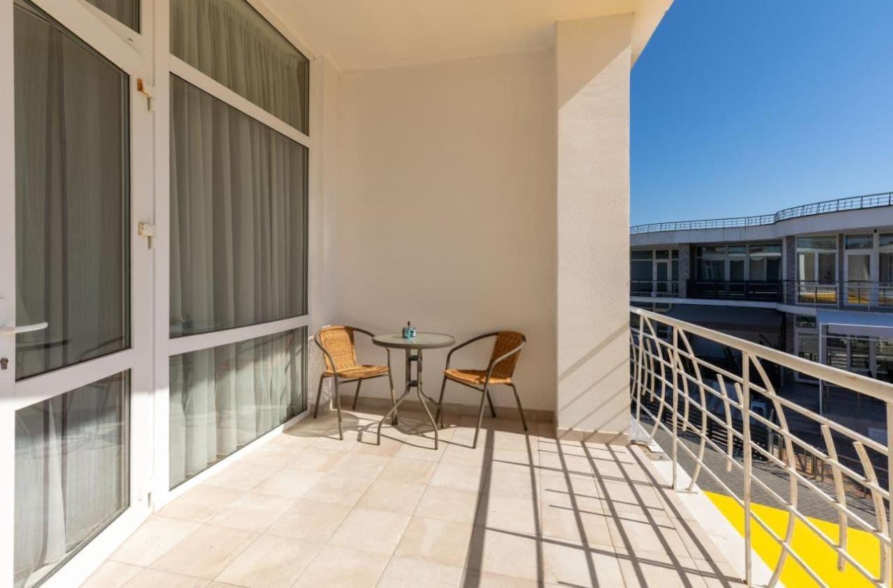 Sealoft Apartment Gribovka Luaran gambar