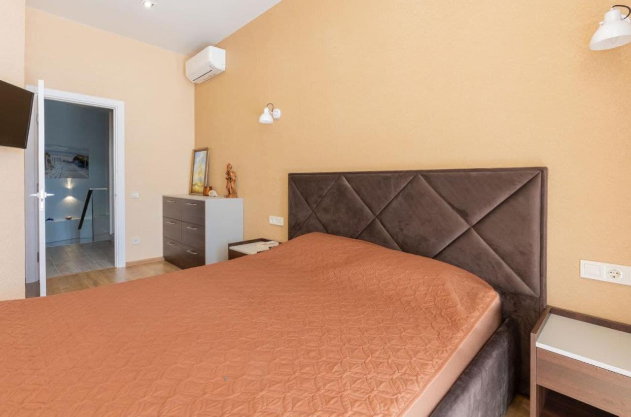 Sealoft Apartment Gribovka Luaran gambar
